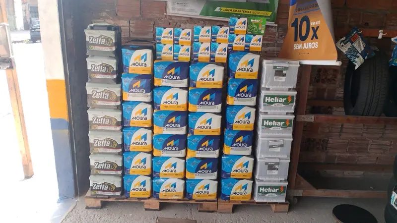 Estoque de baterias Moura, Heliar e Zetta